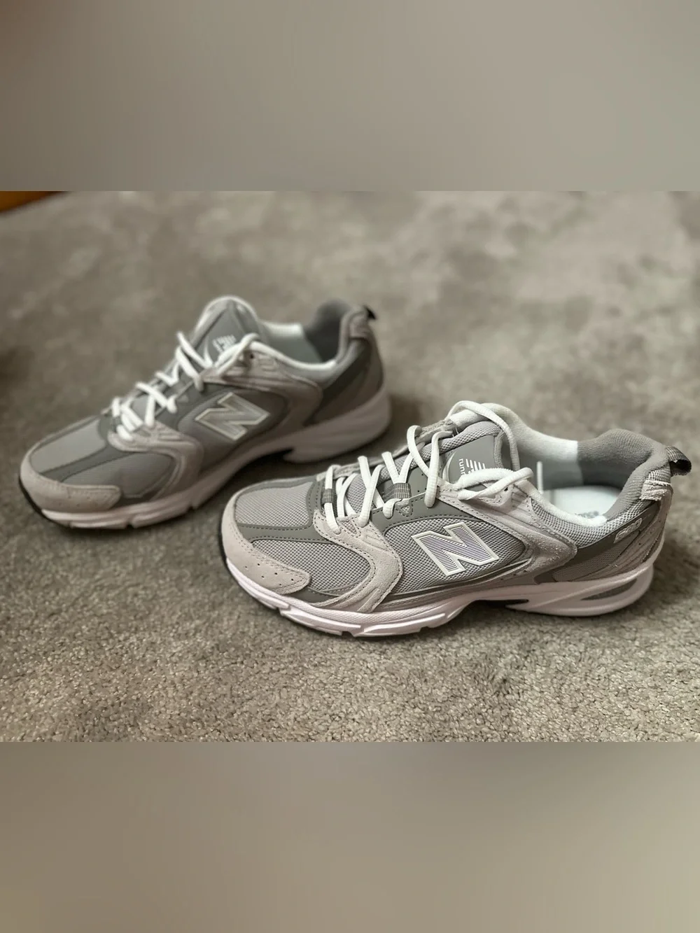 New Balance 530 Men’s MR530CK Gray and White Mesh Suede Sneakers Size 8M/9.5W